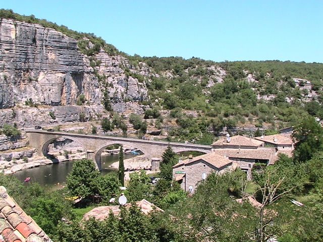 Pavillon kalensa -  vacances  en ardèches - Gites de vacances - campagne - beau paysage