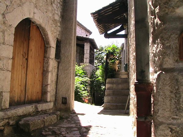 beau paysage  Pavillon kalensa -  vacances  en ardèches - Gites de vacances - campagne - 